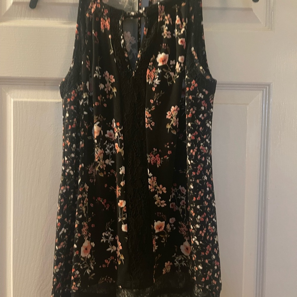 White House black market  Floral Black Sleeveless Top
